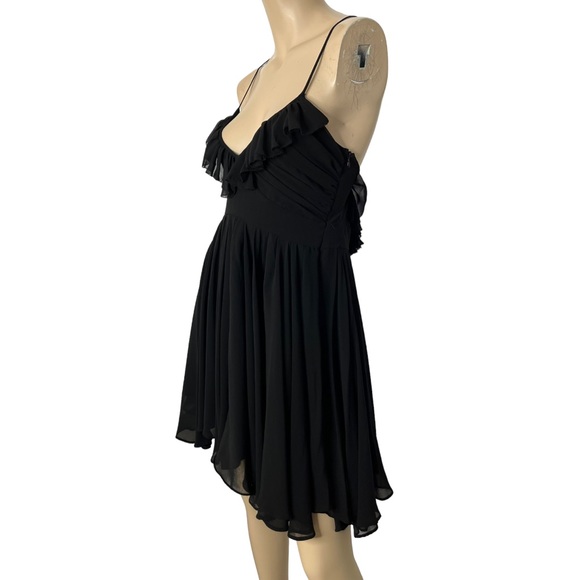 Aryn K Cocktail Dress Black Chiffon Ruffle V Neck Halter Tie Strap Size Medium - Picture 4 of 12